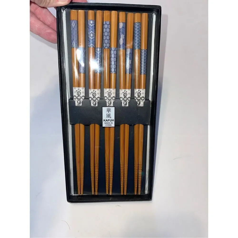 NIB Kafuh Japanese Style Chopsticks Set Of 5‎
